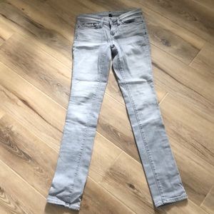 Gap mid rise skinny jean